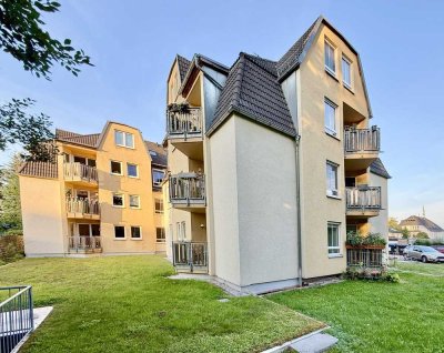Invest oder Eigennutz: Freie 2-Raum mit Balkon & Garten & TG-Stellplatz in Chemnitz-RABENSTEIN