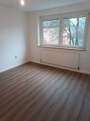 Modernisierte 2-Zimmer Wohnung zum 01.11.2025