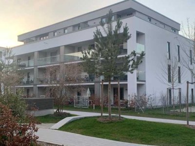 Stilvolle 2-Zimmer-Wohnung mit gehobener Innenausstattung und großem Balkon in Ottobrunn