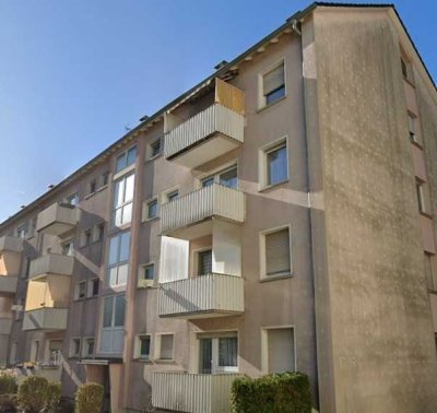 Exklusive, modernisierte 1,5-Zimmer-Wohnung mit Balkon und Einbauküche in Bad Säckingen