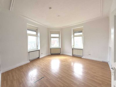 Geräumige 4-Zimmer Wohnung im Zentrum von Pirmasens !