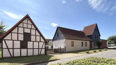 Gemütliches Fachwerk mit großem Garten