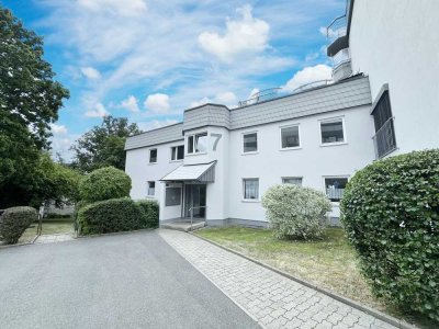 Großzügige 1-Zimmer-Wohnung mit Balkon und Stellplatz in guter Lage! Sofort frei!