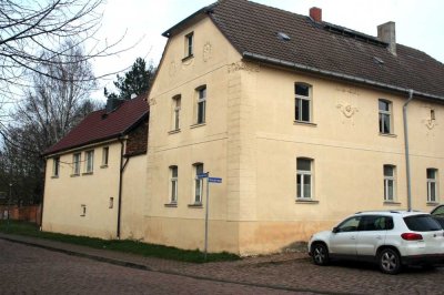 Mehrfamilienhaus als Einzeldenkmal im Saalekreis in Nauendorf