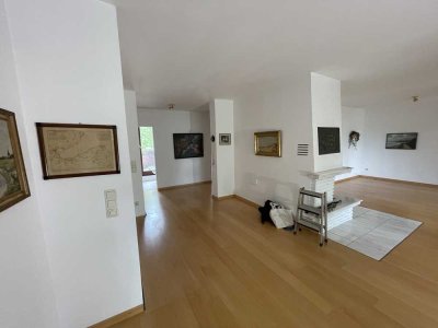 Elegante 4 Zimmer Maisonette - Terrassenwohnung mit Penthousecharakter in Marienthal