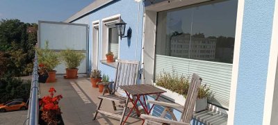 Renovierte 4-Zi.-Wohnung mit 16m2 Südbalkon + Garage im Herzen von Essen-Rüttenscheid (3. OG)