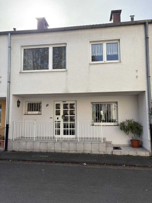 Familienfreundliches Reihenmittelhaus mit Garten in guter Wohnlage