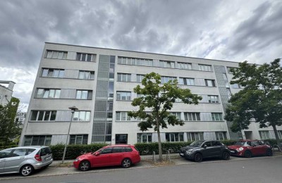+++ Stilvolle 3-Zimmer in Spandau nähe Wasser mit Einbauküche & Balkon +++