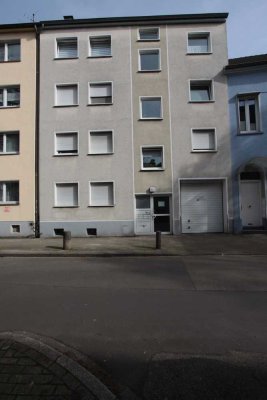 Schöne 2 Zimmer Wohnung mit viel Licht und Charme - schnell sein