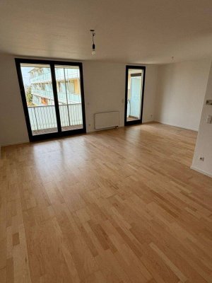 Helle 3-Zimmer Wohnung mit sonnigem Balkon in zentraler Ruhelage Salzburgs