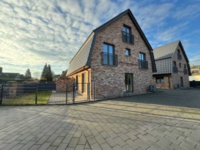 Traumhafte Doppelhaushälfte mit Wärmepumpe in idyllischer Lage