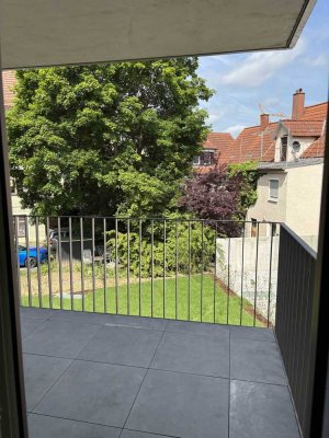 Wunderschöne 2-Zimmer-Wohnung mit Balkon und Einbauküche!