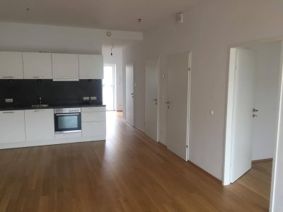 Moderne 3-Zi-Wohnung mit XL-Loggia u. TG – Zentrum Wels