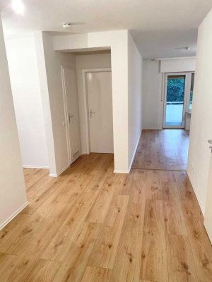 Tolle 3 Zimmer Wohnung im Erdgeschoss mit Balkon