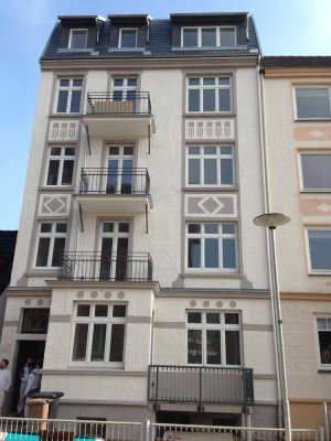 sonnige charmante 3 Zimmer Wohnung in Stadtparknähe