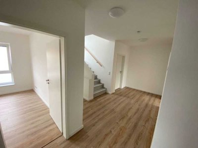Neuwertige Doppelhaushälfte in Schwedelbach