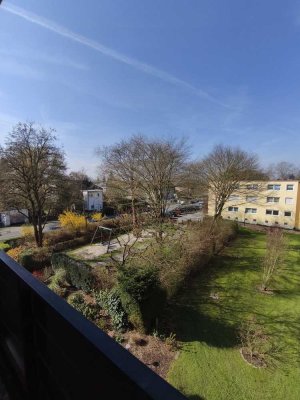 3 Zimmer Wohnung Nähe Phoenix See mit Westbalkon zu vermieten