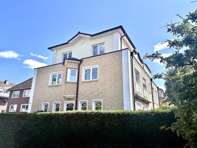 Exzellente Penthouse-Wohnung mit Lift, Einbauküche+ Dachterrasse im Zentrum von Bad Zwischenahn
