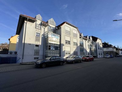3-Zimmer Erdgeschosswohnung mit Tiefgarage, Terrasse und Balkon in zentraler Lage von Gaggenau
