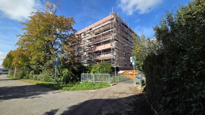 Zwei Terrassen, ein Lebensgefühl - Penthouse in zentraler Lage mit Weitblick in Bretten zu verkaufen