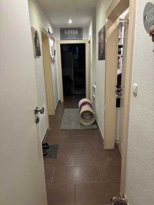 Dachgeschosswohnung verfügbar ab ca. 02.2026 nach Renovierung