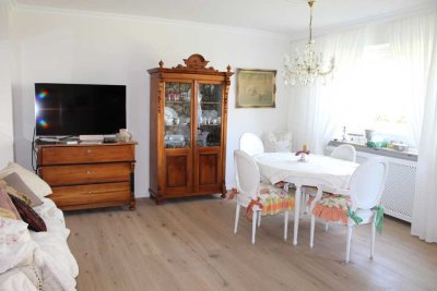 RESERVIERT!! Charmante voll sanierte Wohnung mit Balkon, sofort bezugsfähig