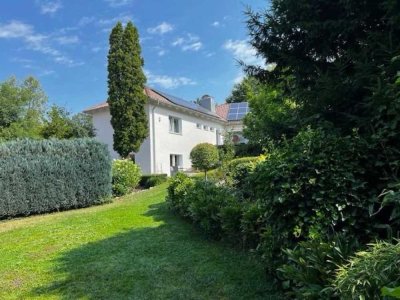 Exklusive Villa mit Privatsphäre und umfassender Ausstattung – perfekt für Familien und Home-Office