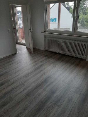 Sonnige 2,5-Zimmer-Wohnung mit Balkon in Köln Rath/Heumar