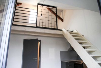 Stilvolle 1-Raum-DG-Maisonette mit gehobener Innenausstattung mit EBK in Koblenz