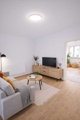 Schwabing: Erstbezug nach Sanierung - Helle 2-Zimmer mit Balkon, provisionsfrei