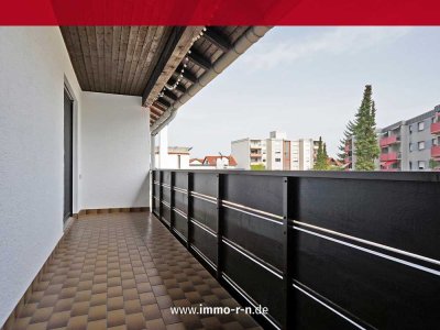 Attraktive 4,5 ZKB Wohnung mit Balkon in ruhiger Wohnlage