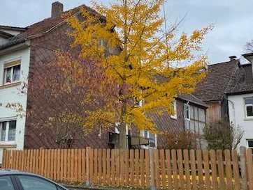 3-Zimmer-Wohnung in Holzminden, teilmöbliert, Altbau. Befristet für max. 3 Jahre.
