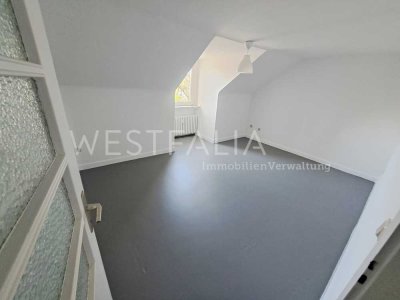 Wohnen unterm Dach - hell, großzügig und komfortabel!