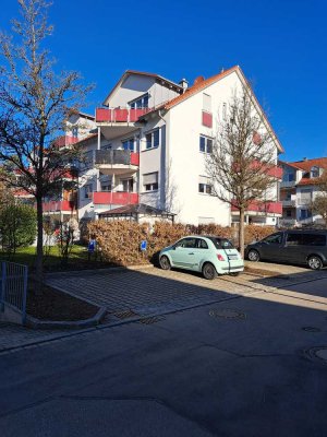 Moderne 3 Zimmer Wohnung in S-Bahn Nähe