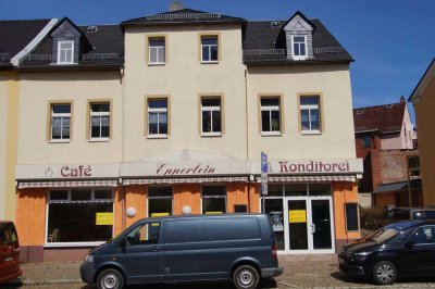Gepflegtes Wohn- und Geschäftsgebäude