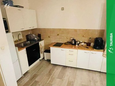 +++Geräumige Wohnung mit Balkon und Keller - 4,8 % Rendite+++