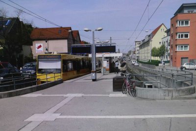 **STUTTGART-/INNENSTADTNAH WOHNEN** zu Fuß zur STADTBAHN und ins EINKAUFEN | 3-Zi.-ECKWOHNUNG | frei