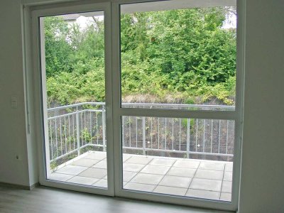 POCHERT IMMOBILIEN - Schöne, moderne 2-Zimmer-Wohnung mit Balkon