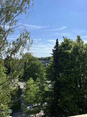 Helle 2-Zimmer Wohnung mit Balkon in Haar