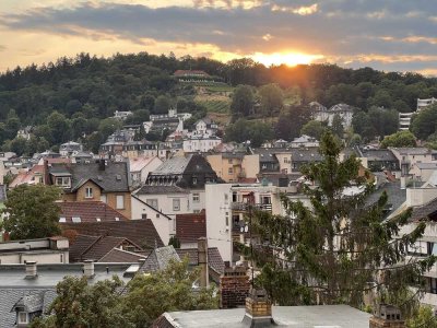 Wohnjuwel über den Dächern Bad Nauheims | individuelle 4-ZKB mit Terrasse und Loggia