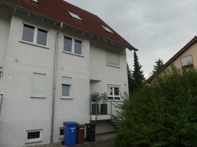 Schönes Haus mit fünf Zimmern in Leingarten (Kreis Heilbronn)