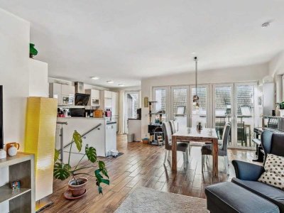 Lichtdurchflutete 4-Zimmer-Maisonettewohnung mit Gartenanteil in zentraler Lage von Hamburg-Sasel
