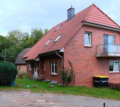 Wohnhaus mit 3 Wohnungen -