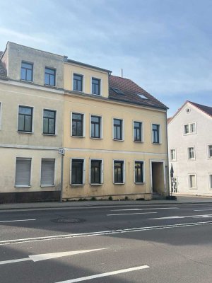 Leerstehende Kapitalanlage mit potenzial zur Neuvermietung in Borna