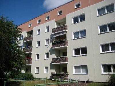 Wir modernisieren, Sie wohnen! Tolle 3-Zimmerwohnung mit XXL-Balkon