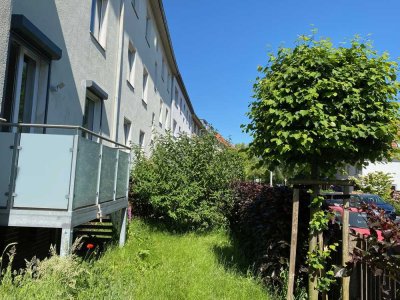 In grüner Oase: 3-Zi.-Wohnung+2 Balkone+Garten+Sauna - Provi.frei