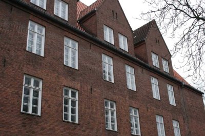 Attraktive Maisonettewohnung im Dachgeschoss – lichtdurchflutet und ab sofort verfügbar!