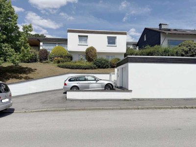 Bungalow mit wundervollem Ausblick, Garage und großem Garten  im naturverbundenen Ennepetal