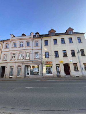 Geräumig & gut gelegen: 4-Zimmer-Wohnung im 2. OG in Gößnitz