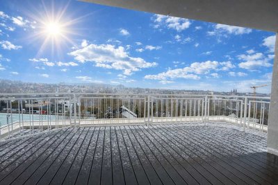 Sanierte & exklusive 2,5-Zimmer-Penthousewohnung mit Panorama-Blick